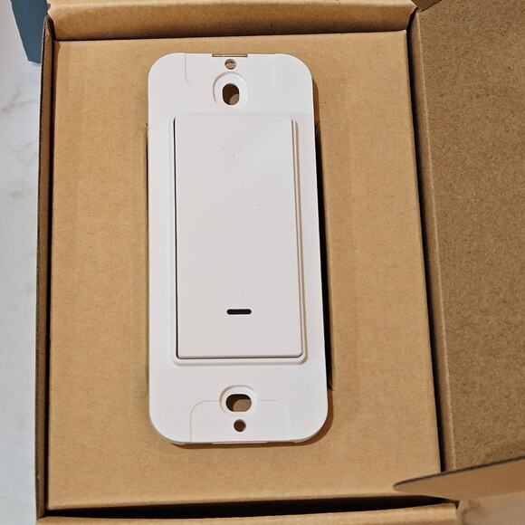 Gosuna NWOT 3-Way Smart Wi-Fi Light Switch - Picture 1 of 10